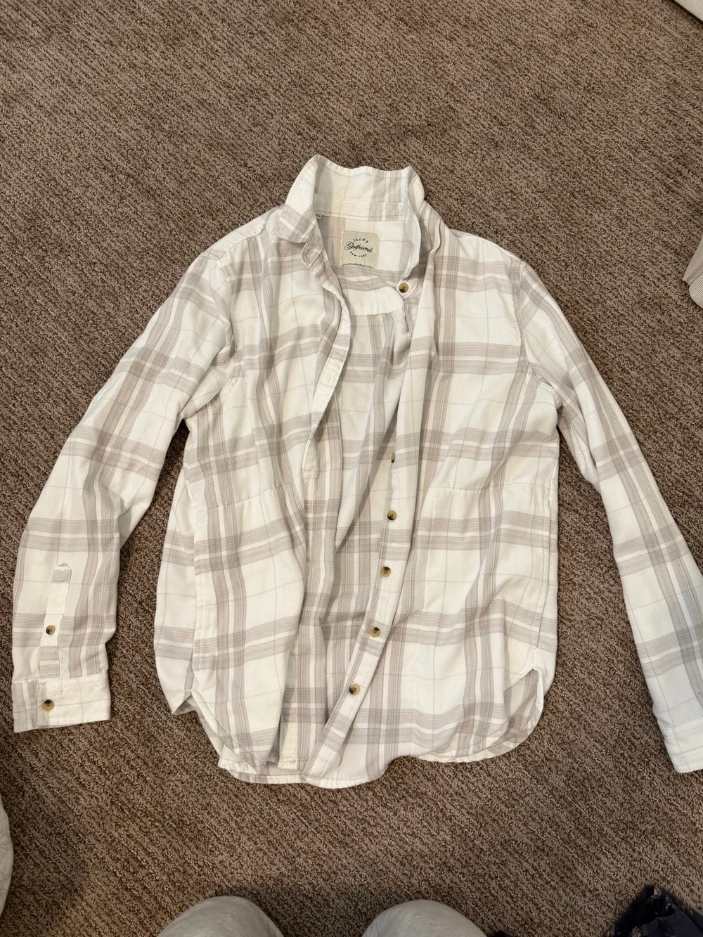 Light Gray Plaid Button-Up Shirt - Unbranded